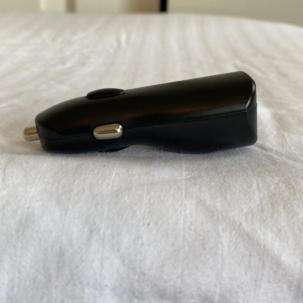 Car USB Charger - Picture 3 of 7